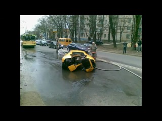 most expensive car accidents in the world